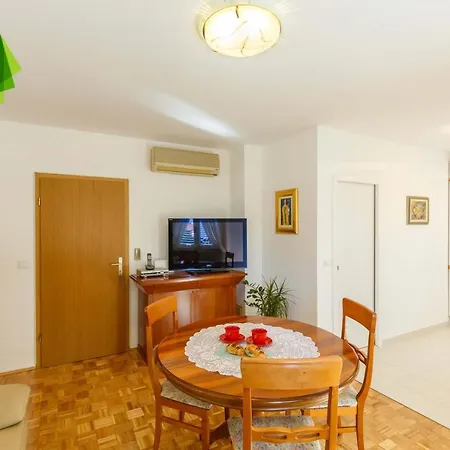 Toni & Vito's Suites