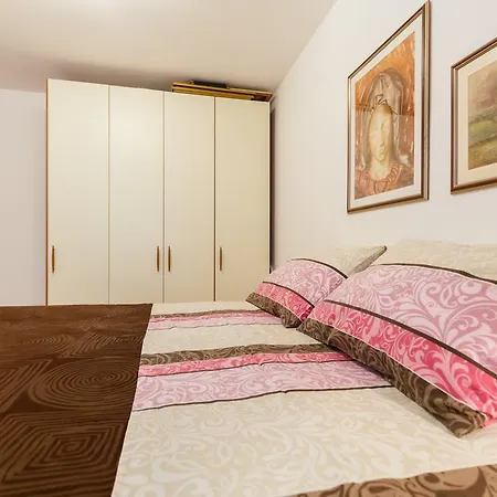 公寓 Toni & Vito's Suites
